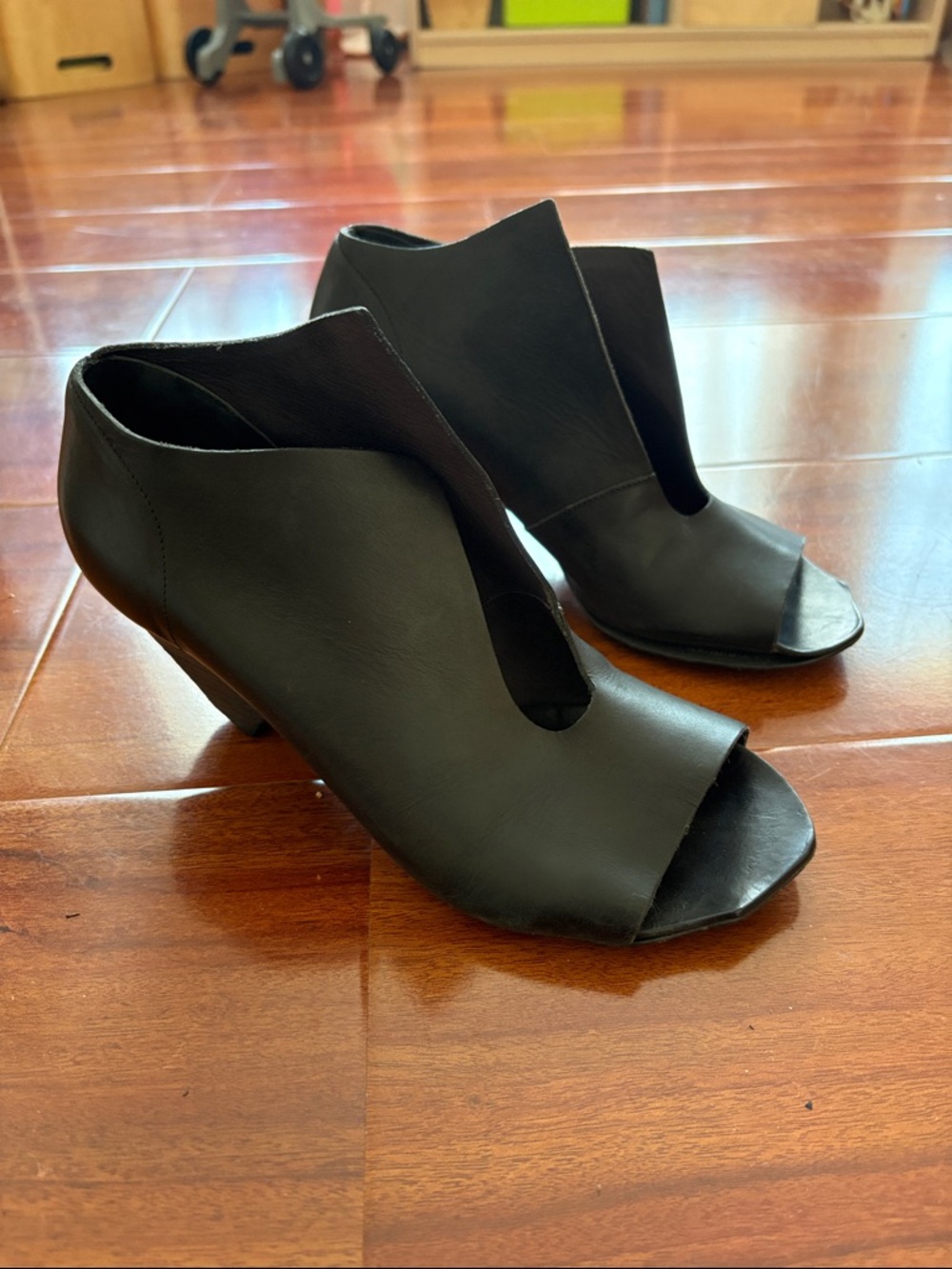 MARSELL MARSÉLL black leather heels architectural open peep toe cydwoq 38 8